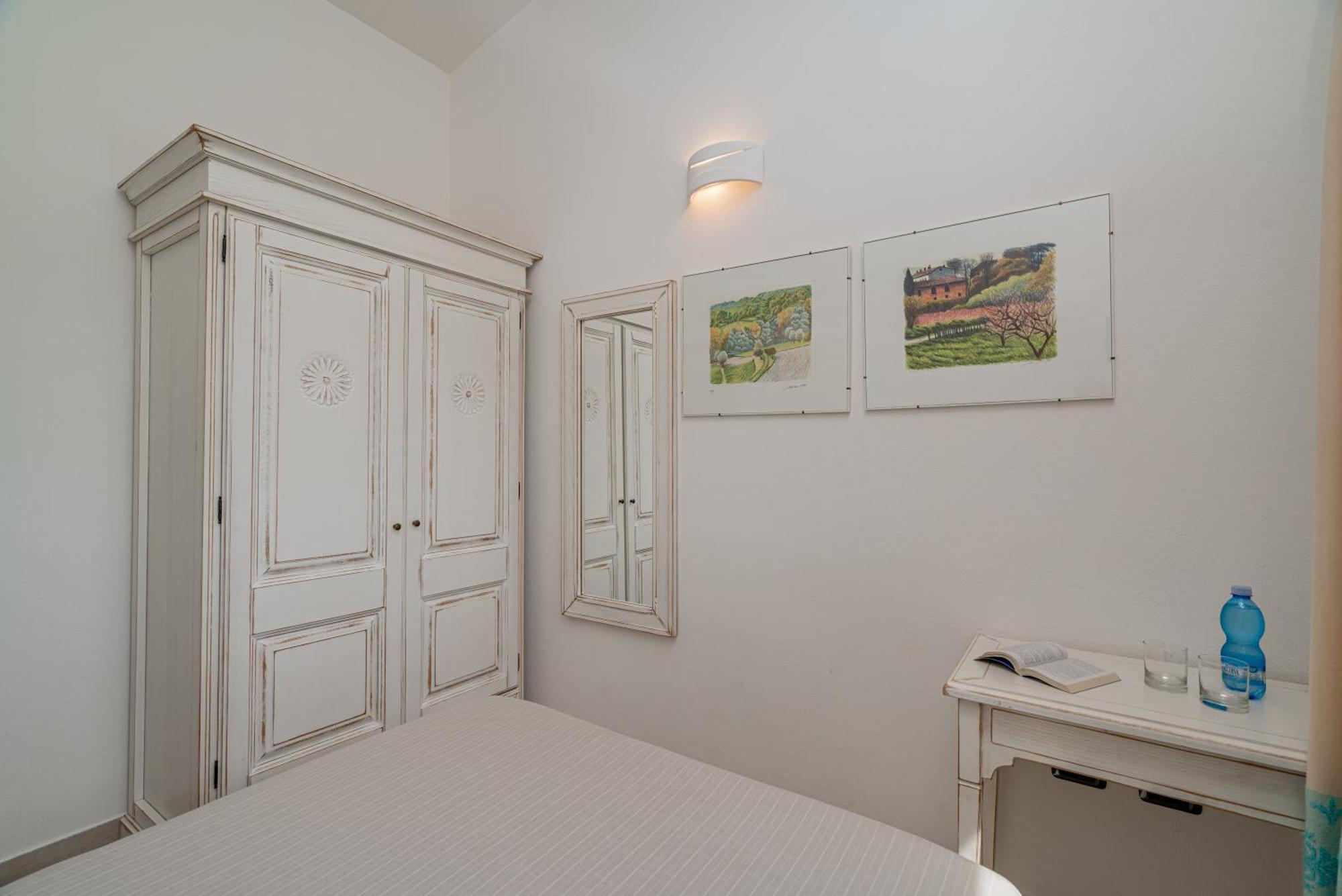 וילסימיוס Hotel Mariposas מראה חיצוני תמונה
